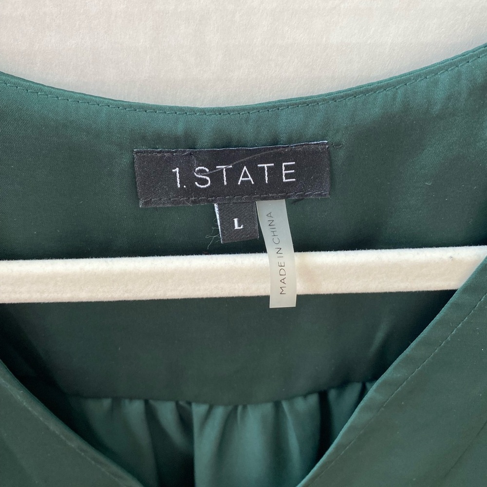 1. State Deep Green Blouse - Picture 2 of 6